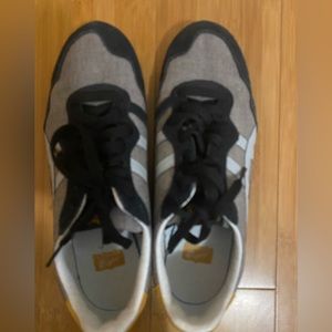 Brand New tennis shoes. Bought in Japan